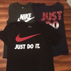 Nike size M t shirts